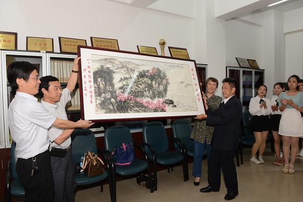 三十年后再聚首，心念师恩忆往昔——记江南大学星空官方网页版80级日语班毕业三十周年纪念会