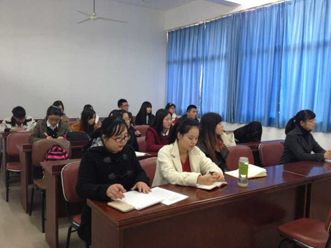 星空官方网页版举办学生党支部书记培训会