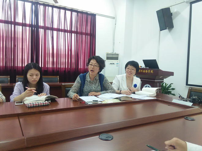 星空官方网页版2013学生党支部召开“两学一做”理论学习交流会